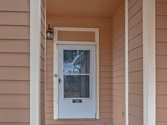 4th image of 1032 W Rim View Rd