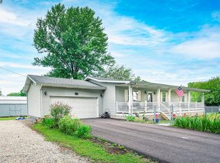 2066 14th St, Greenup, KY 41144