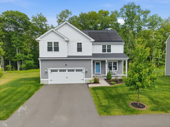 11 Lilac Ave, Bellingham, MA 02019