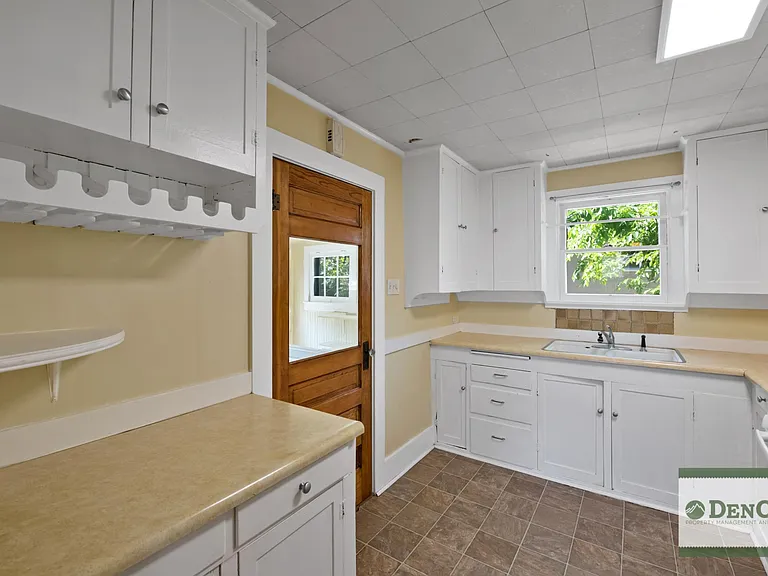 2251 S Williams St — Photo 10