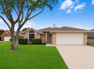 4857 Eagle Trace Dr, Fort Worth, TX 76244