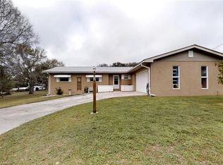 106 Earls Ct, Sebring, FL 33870