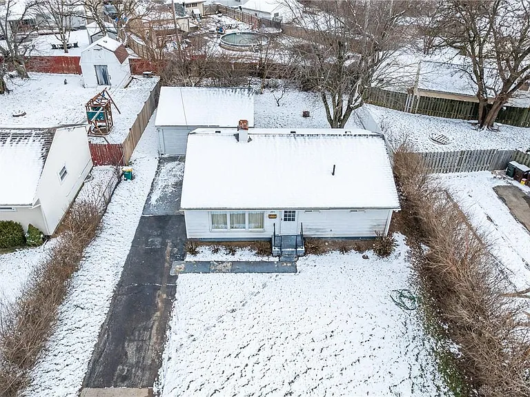 2974 Woodman Dr — Photo 20