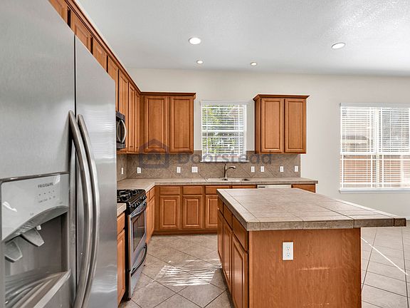 4th image of 5005 Eilers Ave