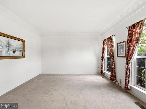 5th image of 905 Echo Bay Ct