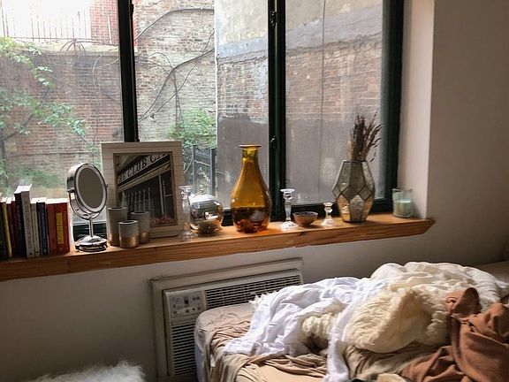 5th image of 609 E 11th St APT 1B