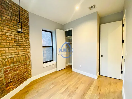 Rented by Blue Egg Realty Corp | media 19