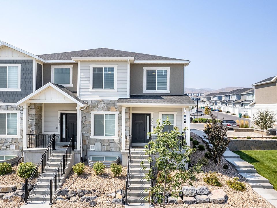 1st image of 2536 N Cormac Pl