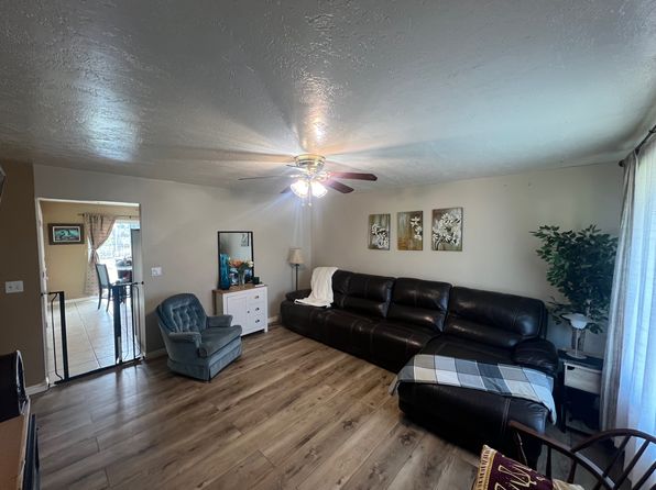 703 Creek View Rd