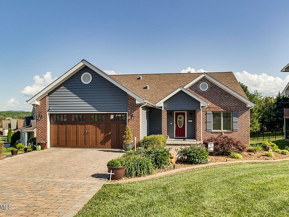 1st image of 411 Keota Ln