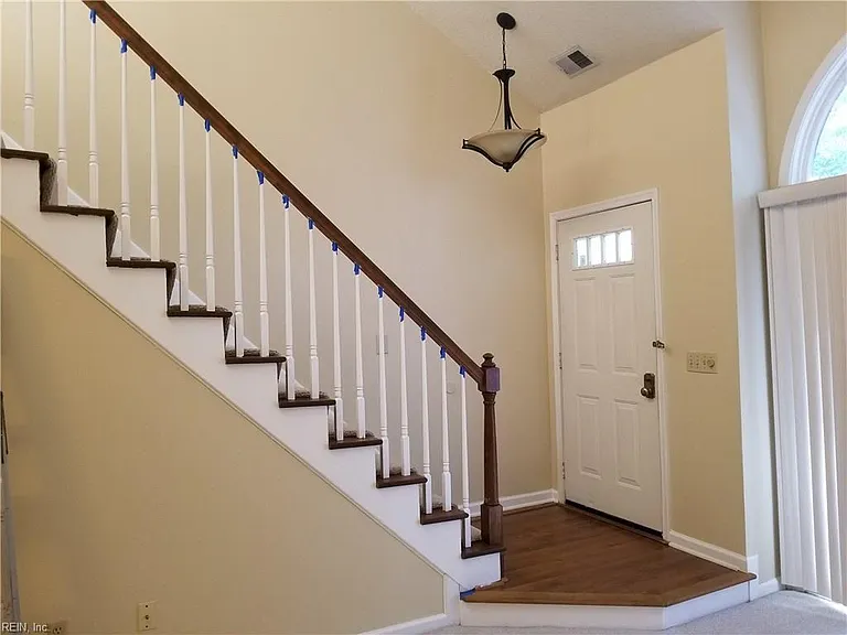 705 Holston River Ct #G — Photo 3