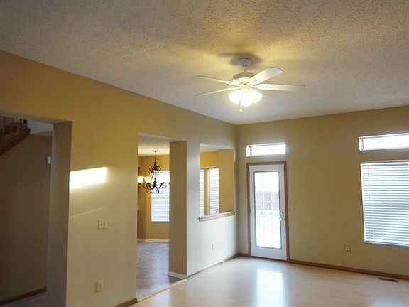 3rd image of 3080 Fayburrow Dr