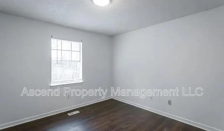 5822 Moody Sawyer Rd #B — Photo 17