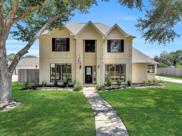 2505 Sarasota Dr, Friendswood, TX 77546