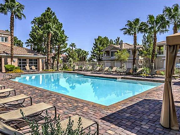 2nd image of 251 S Green Valley Pkwy Unit 2521