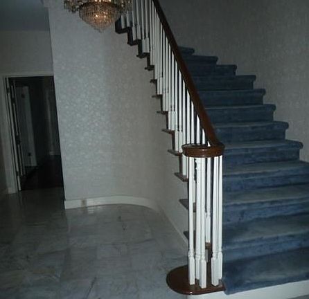 2nd image of 10 Tennyson Pl