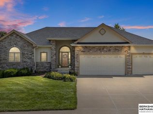 17055 Corby St, Omaha, NE 68116