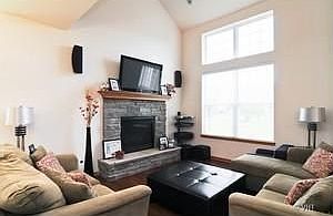 2nd image of 535 Topeka Dr