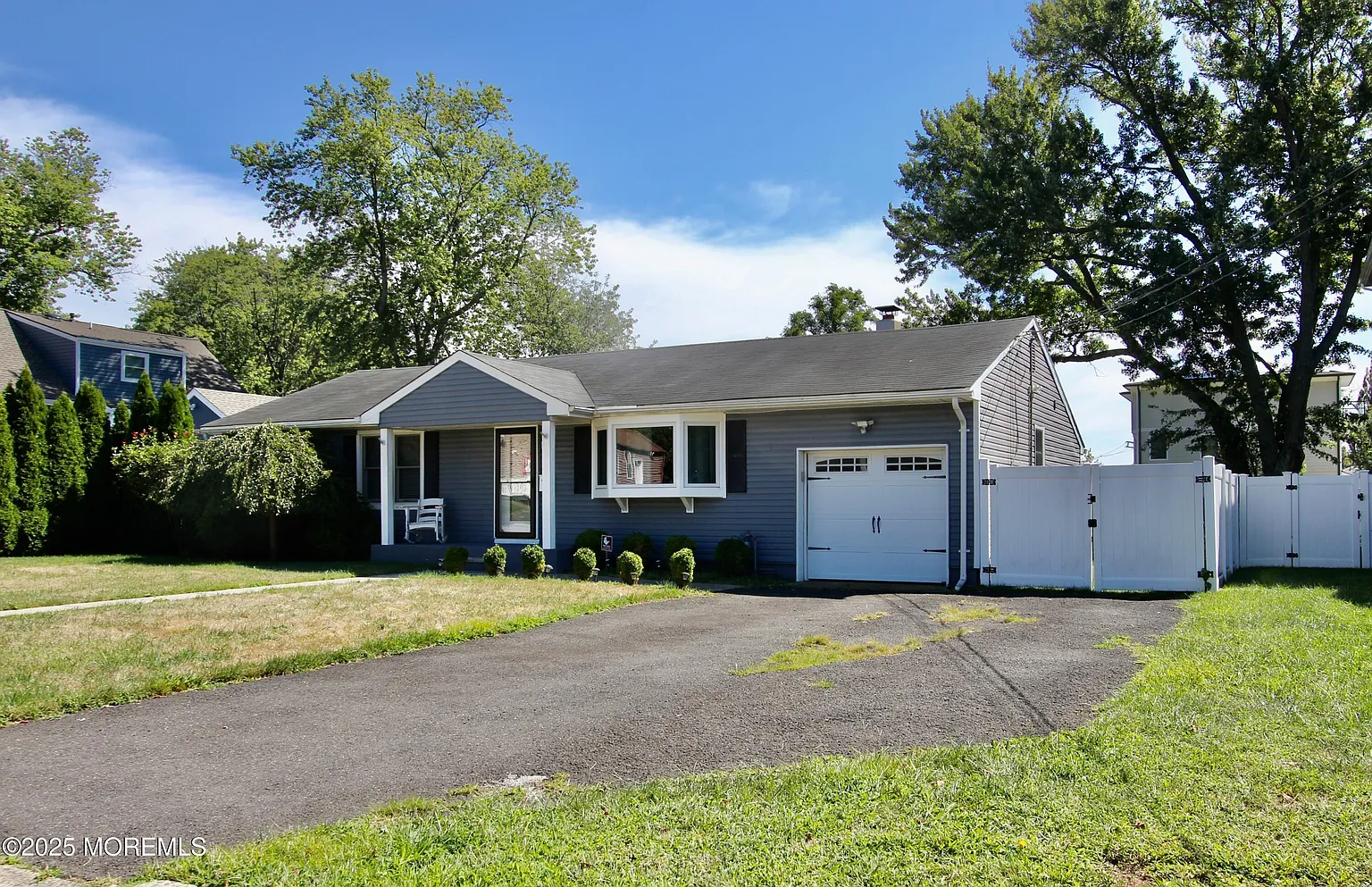 188 Chelton Avenue photo 1