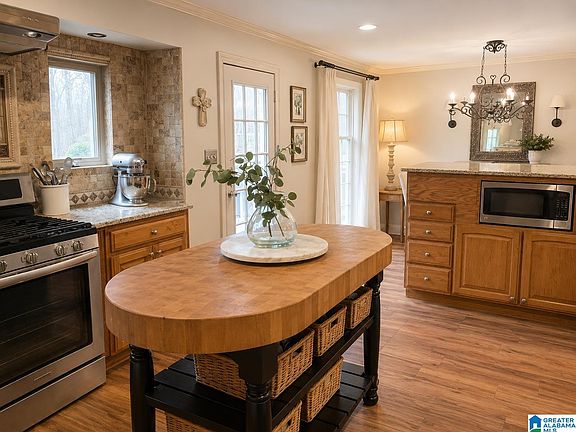 4th image of 3003 Birdsong Cir