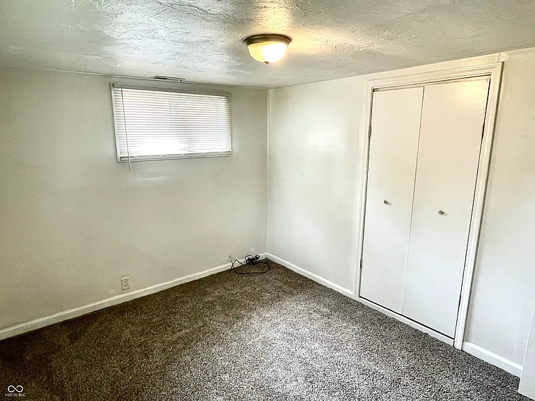 1704 S Lindell Dr — Photo 17
