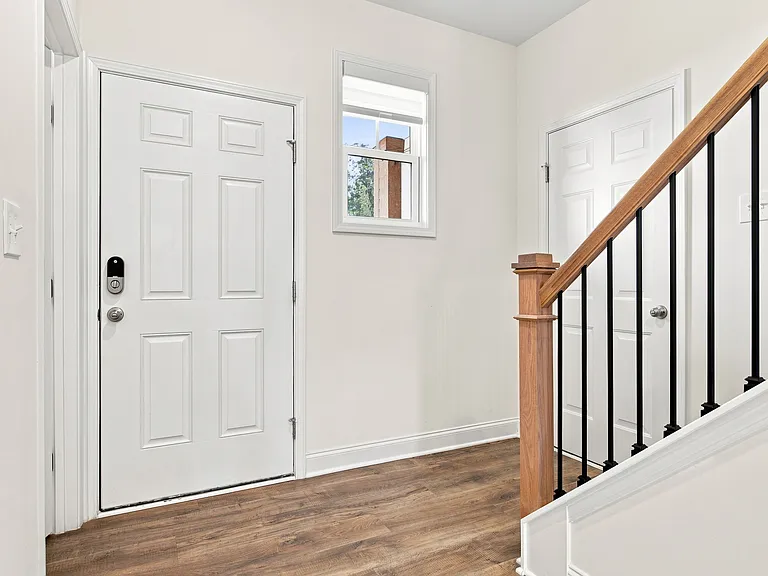 209 Danube Dr — Photo 8
