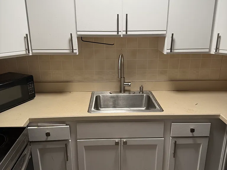 32850 Aurora Rd #201 — Photo 4