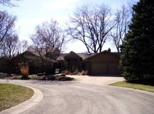 227 Alschuler Ct, Aurora, IL 60506