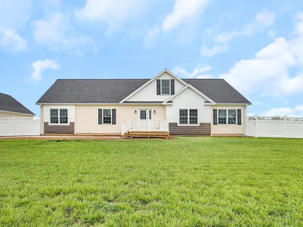 4183 Pine Bluff Rd, Morris, IL 60450
