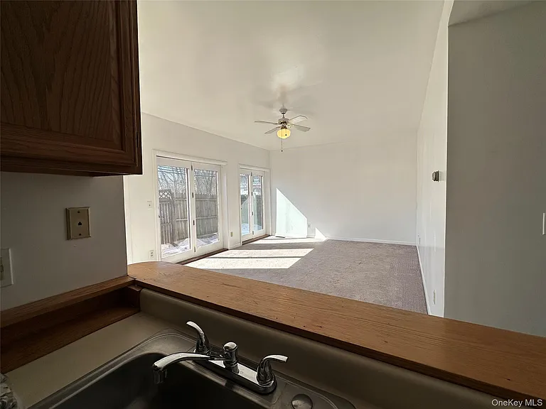 165 Ulster Ave #8 — Photo 10