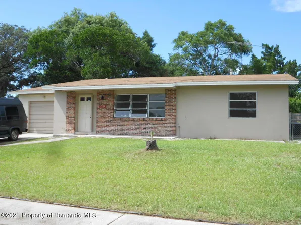 7343 Pinehurst Dr, Spring Hill, FL 34606