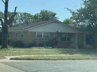 2701 Ridgeway Dr, Wichita Falls, TX 76306