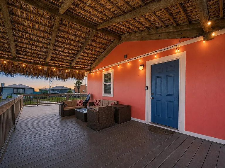 610 Surf Dr — Photo 14