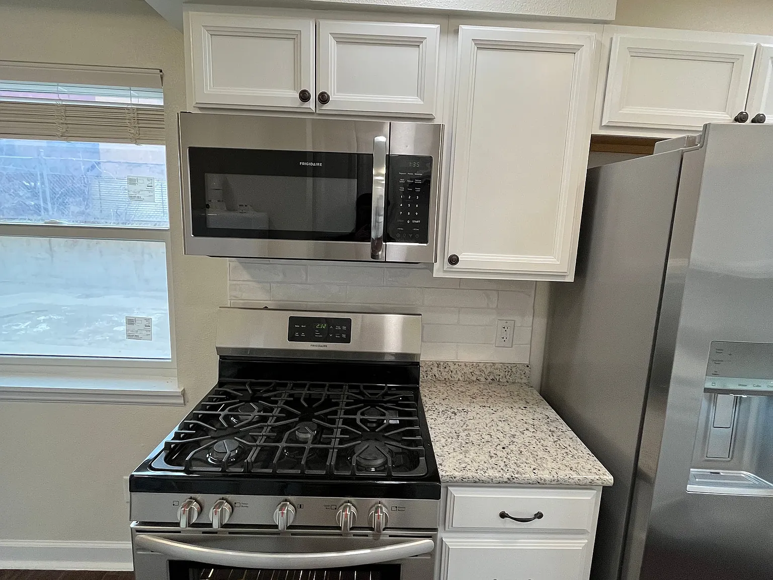 2 bed, 800 sqft, $1,095 — Photo 3