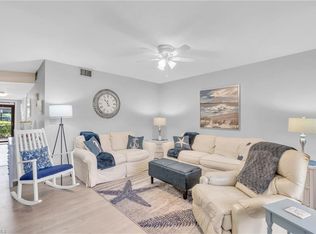 7380 Saint Ives Way APT 1107, Naples, FL 34104