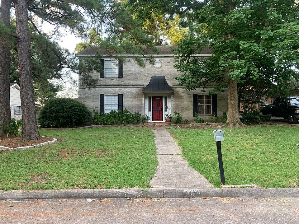 1st image of 5702 Green Timbers Dr