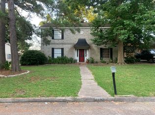 5702 Green Timbers Dr, Humble, TX 77346