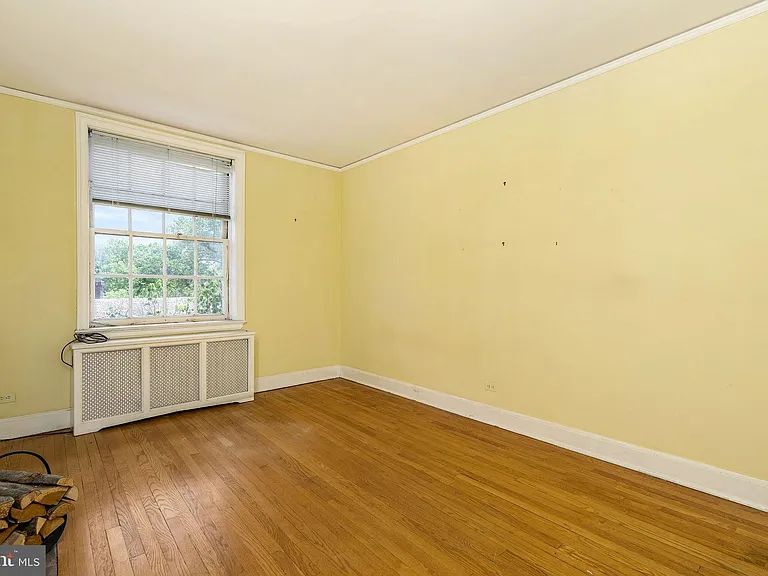 44 Nassau St #G — Photo 9