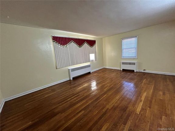 3rd image of 740 Palisade Ave