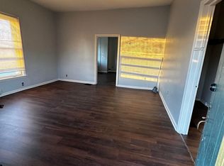 4502 E Washington St #3, Indianapolis, IN