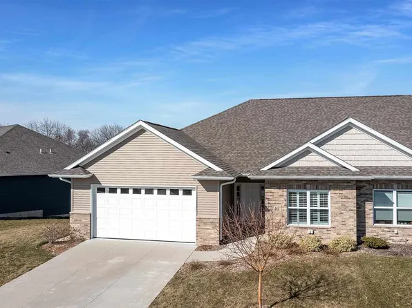 516 Majestic Oak Ct, Solon, IA 52333