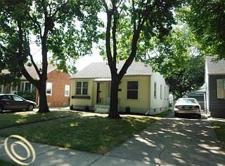 2nd image of 19146 Woodland St