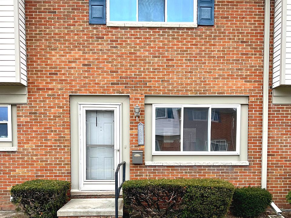 1st image of 25592 Salem St