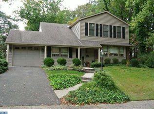 2 Bradford Pl, Turnersville, NJ 08012