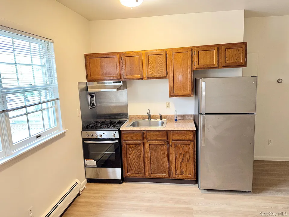 1 N Rockland Ave #2N
