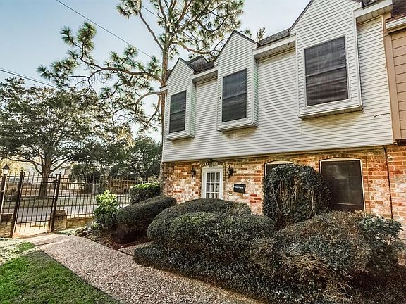 2nd image of 10844 Briar Forest Dr #1047