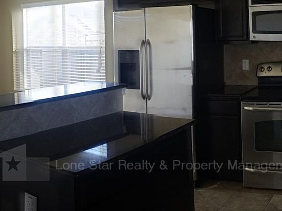 2nd image of 5005 Lions Gate Ln