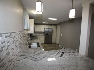 1412 Columbine St UNIT B, Anchorage, AK 99508