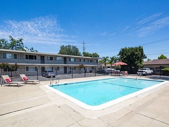 5th image of 5955 Sutter Ave #2B-1Ba-800Sqft