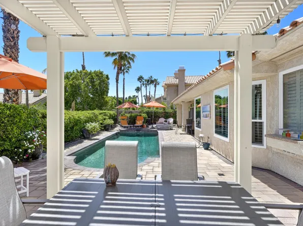 370 Cypress Point Dr, Palm Desert, CA 92211